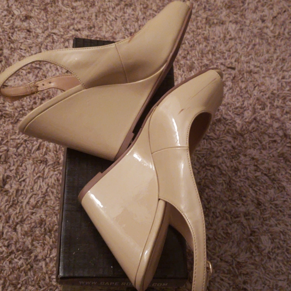 Wedge Heels - Picture 5 of 7